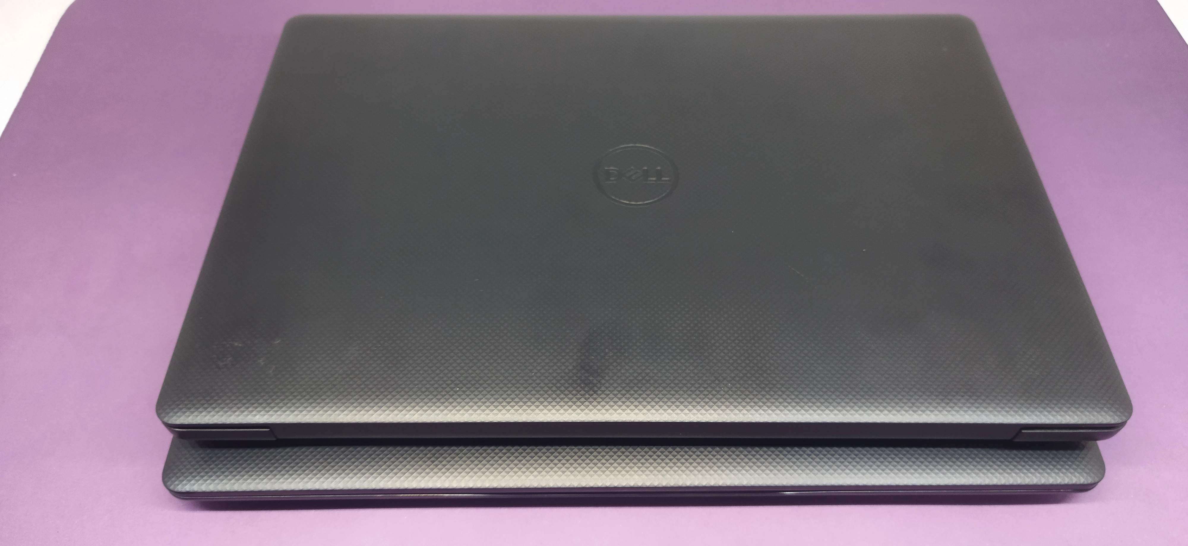 Dell Vostro 15  3000/i3gen7u/RAM8/SSD256/ONBOARD/15HD