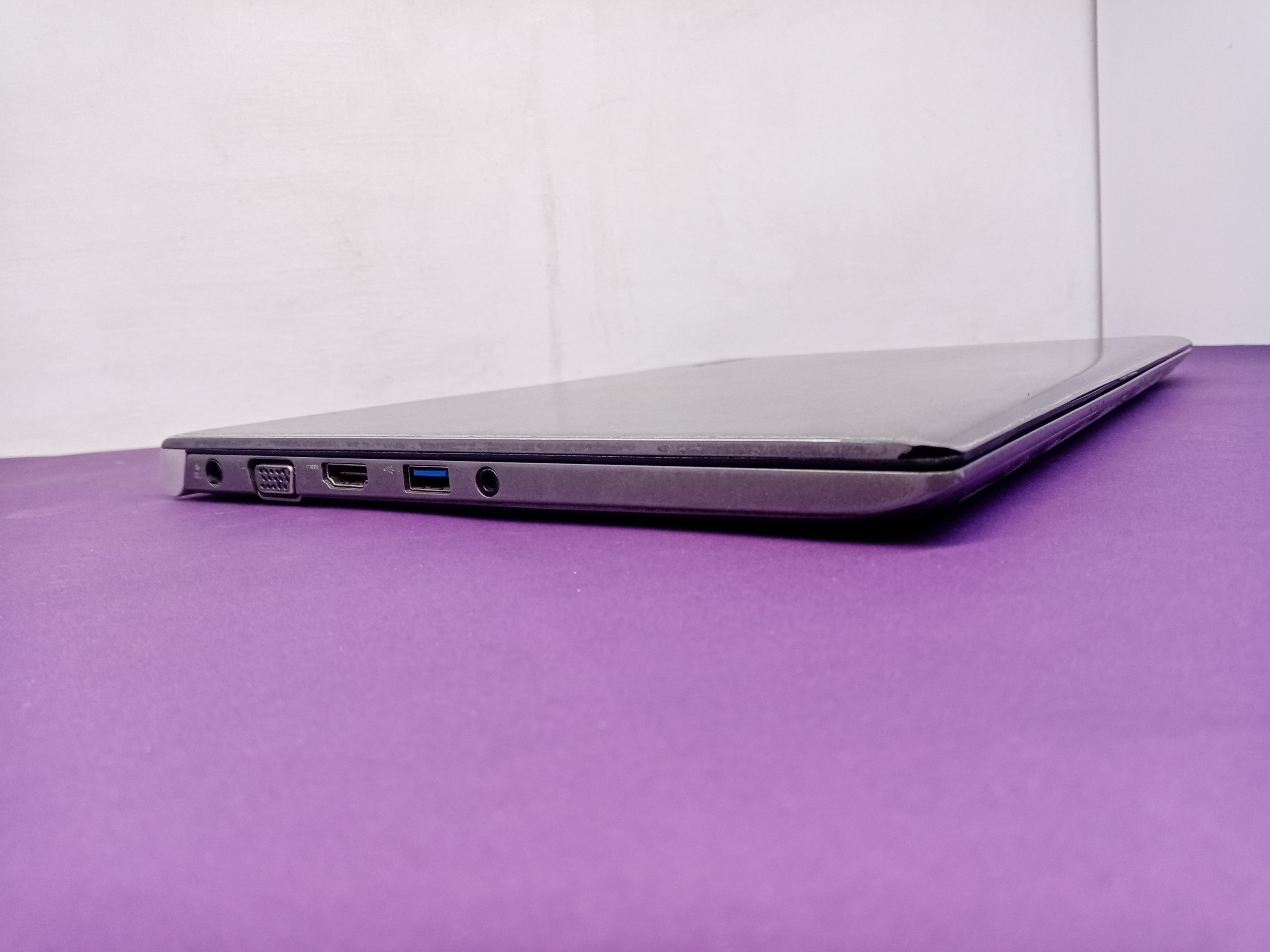 Toshiba Dynabook/i5gen4U/ram8/ssd128/onboard/12FHDips